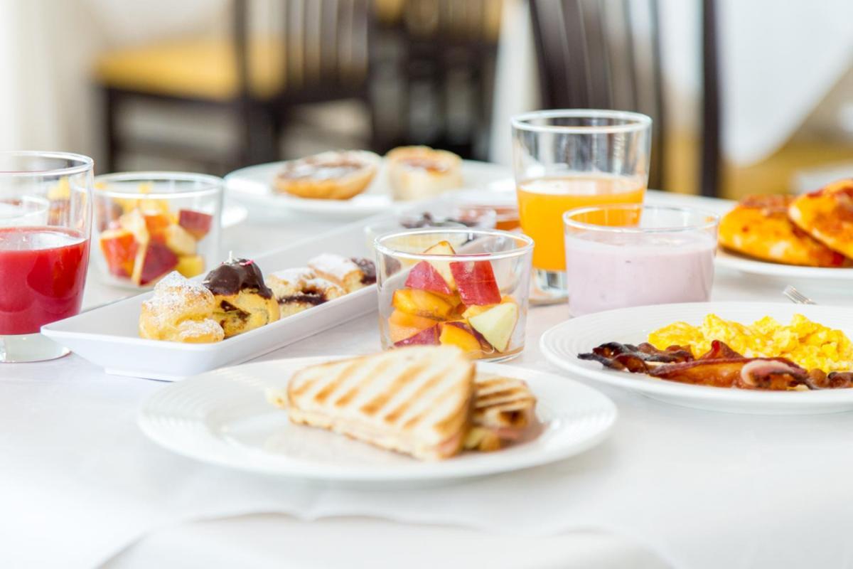 Hotel Elite Cattolica Bagian luar foto